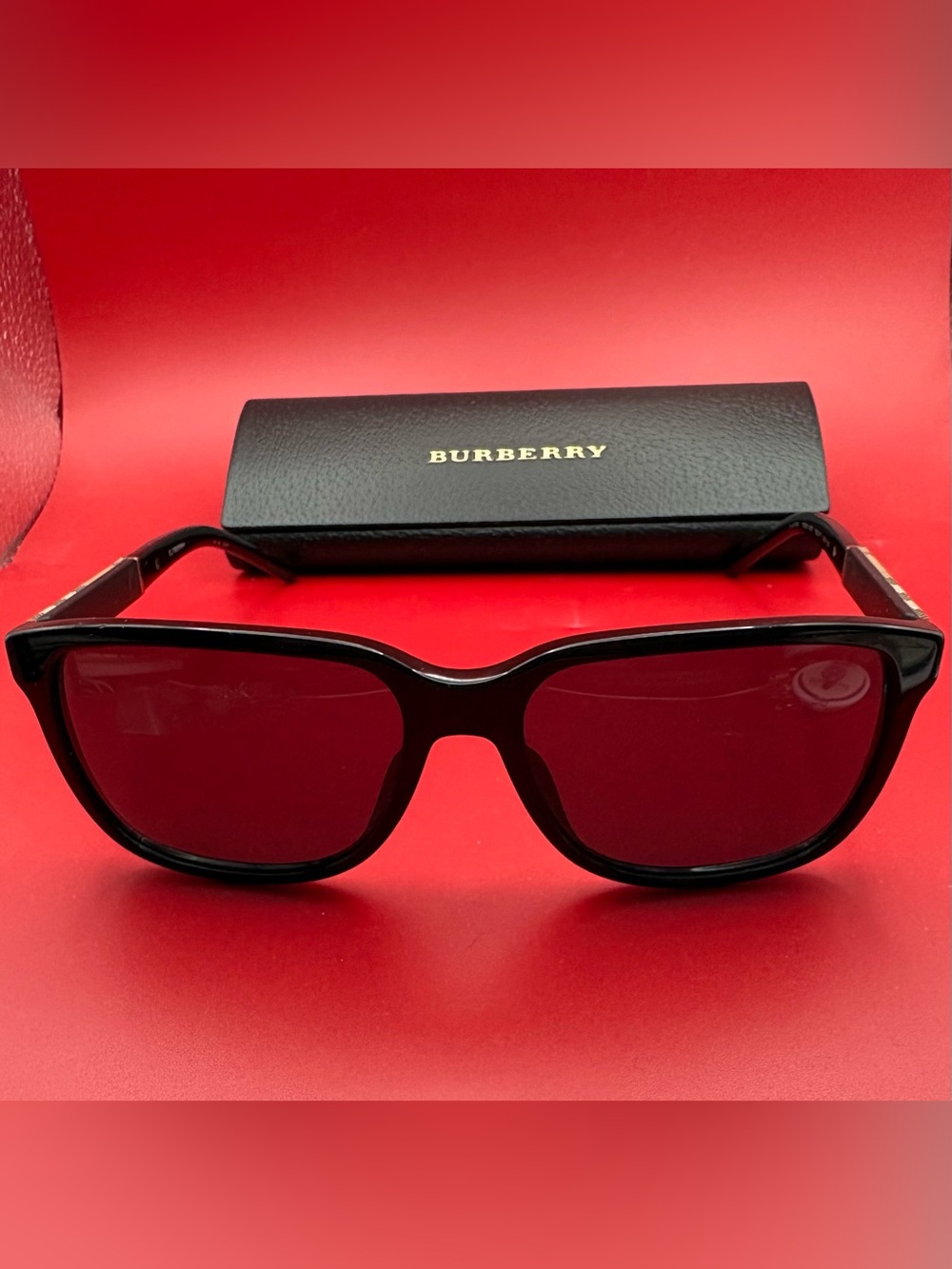 Burberry unisex Black Sunglasses with Dark Lenses BE4181